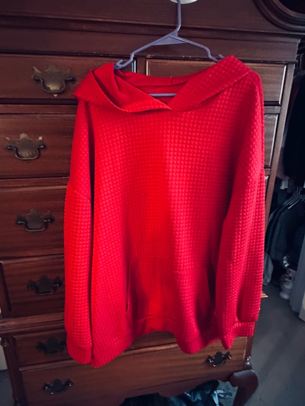Ash Red Waffle-Knit Hooded Pullover